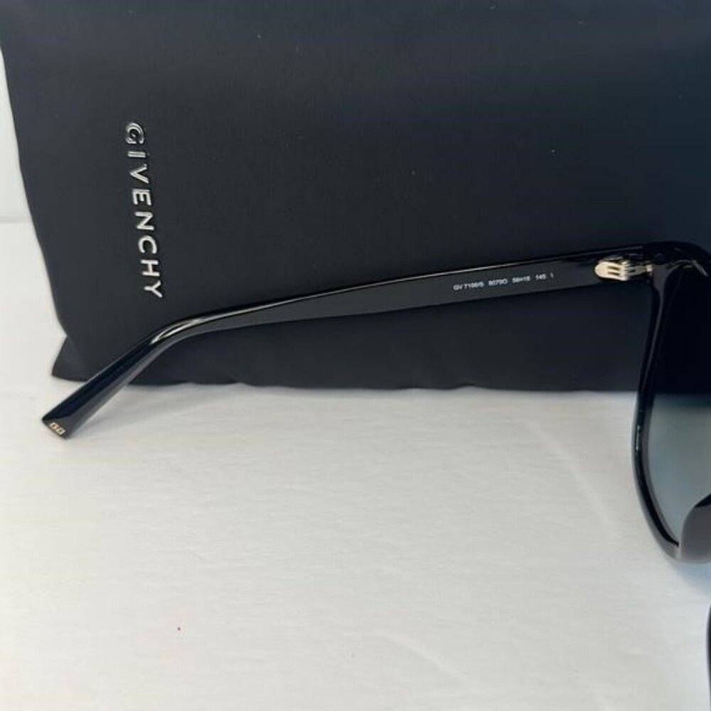 New Authentic GIVENCHY Black /Grey /Gold Acetate Frame Sunglasses -GV7198S - Picture 4 of 13